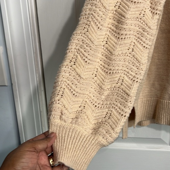 Christian Siriano Women’s Sweater - Size XXL Beige Open Knit - Long sleeves - Picture 2 of 6